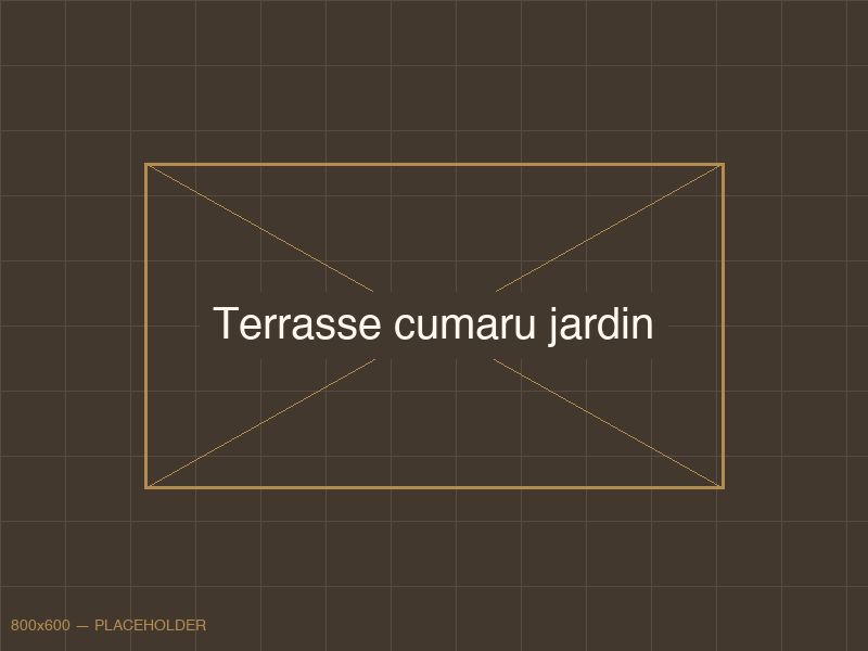 Terrasse cumaru dans un jardin paysager à Capbreton